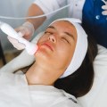 What is the difference between a plastic surgeon and a facial plastic surgeon?